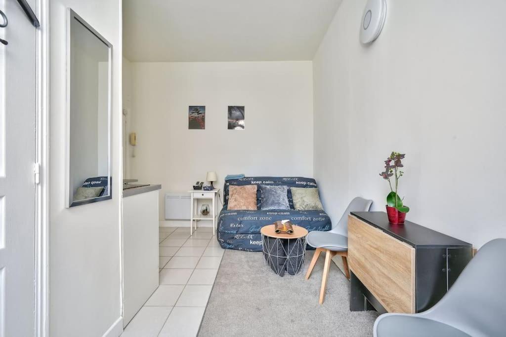 Magnificent Studio Near Paris Clichy Exterior foto