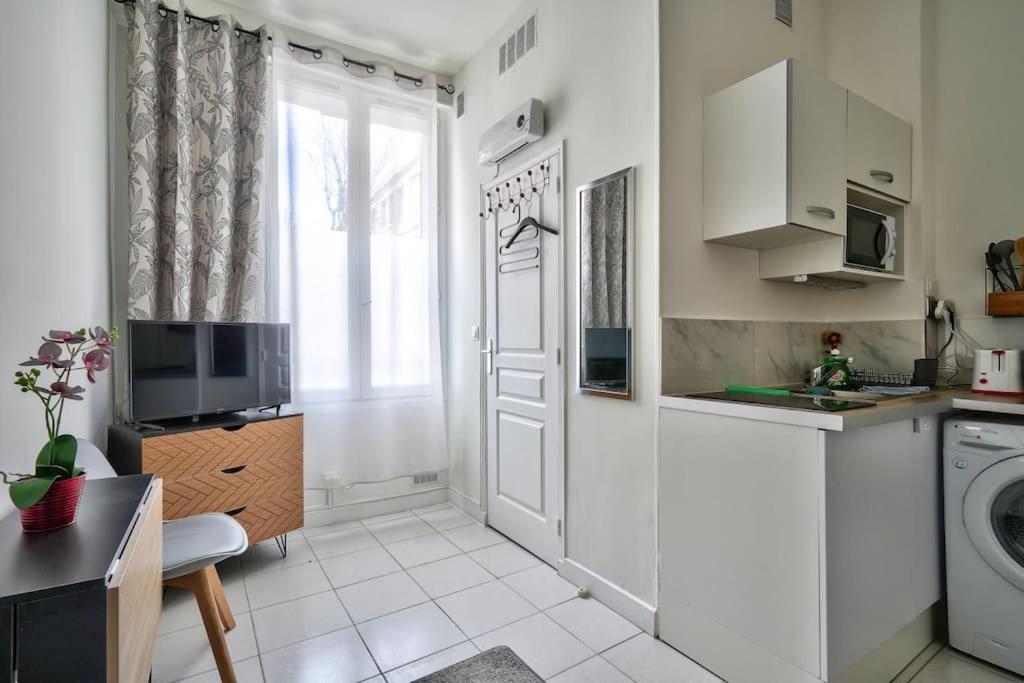 Magnificent Studio Near Paris Clichy Exterior foto